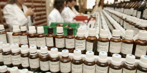Garantire che una realtà imprenditoriale prosperosa e importante come quella del farmaco omeopatico non venga ulteriormente penalizzata