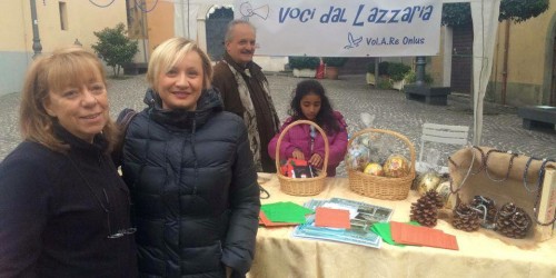 Oggetti natalizi dell'Ass. Vol.A.Re, un'importante iniziativa di solidarietà e sostegno a favore dei detenuti
