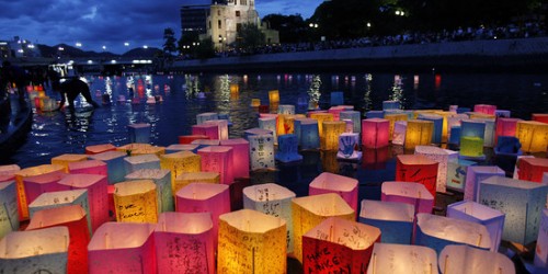 Settant'anni fa l'atomica su Hiroshima, una città che non smette di ricordare