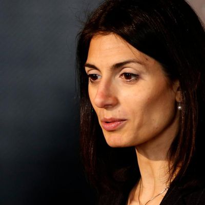 Reddito di Cittadinanza versione Raggi, propaganda elettorale dopo lo smantellamento del welfare cittadino